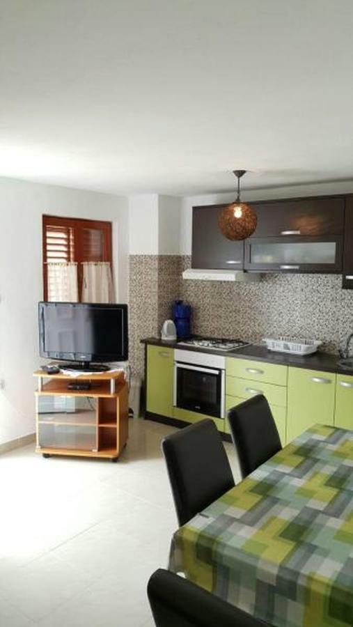 Apartments Andelic Свети-Филип-и-Яков Экстерьер фото